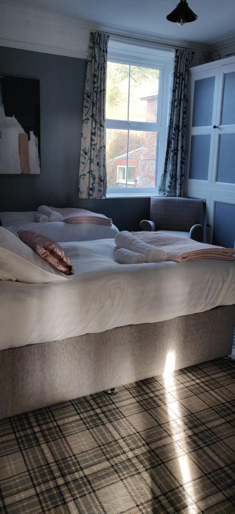 Bodalwyn Guest House อาเบอรีสวิท ภายนอก รูปภาพ